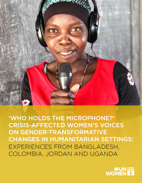 un women who holds the microphone